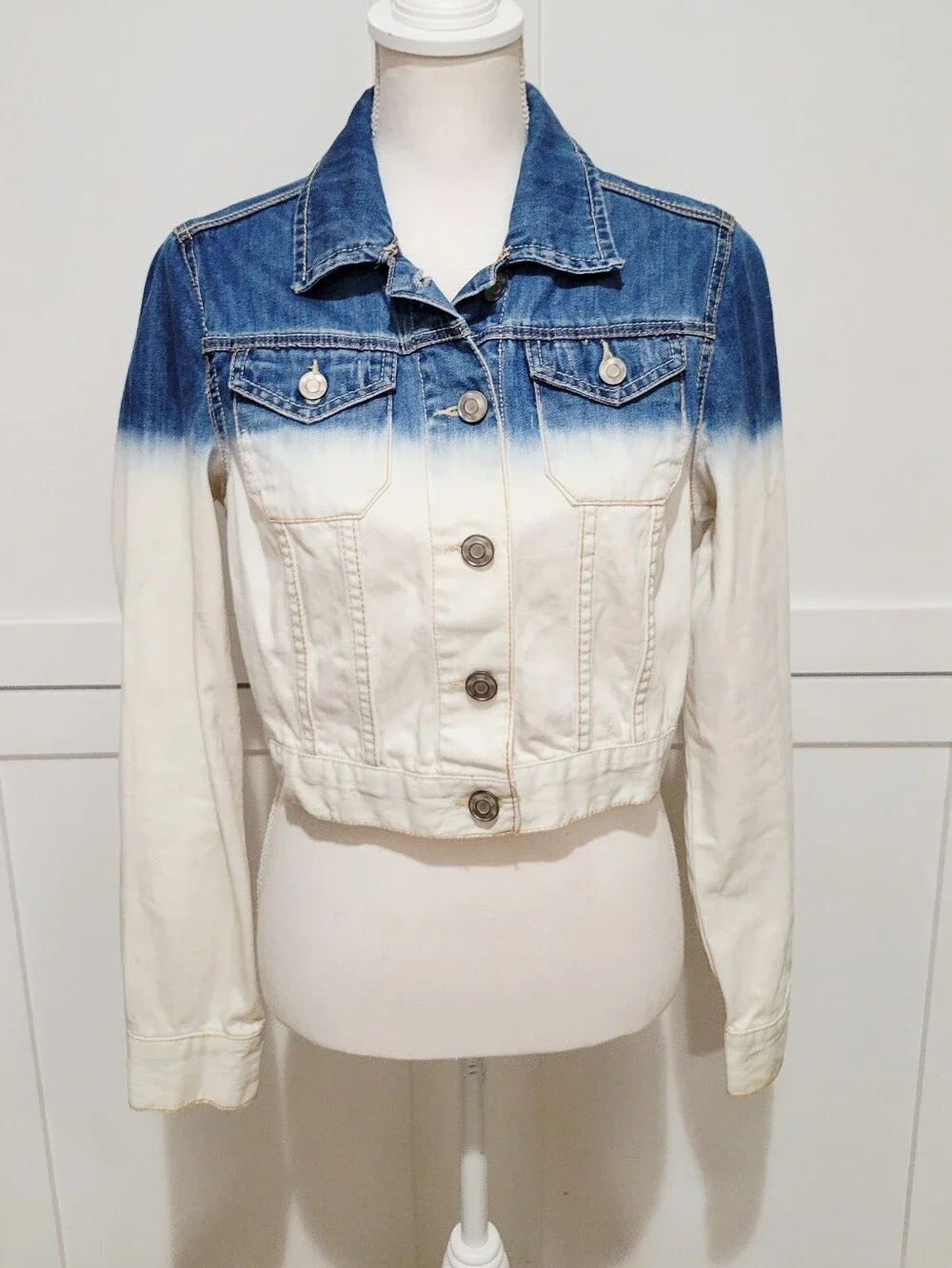 Bethany Mota Two-Tone Ombre Blue & White Classic Denim Jacket | Size Large